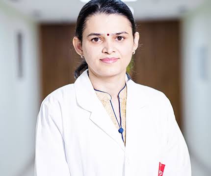 Dr Vineeta